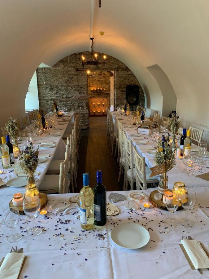 Bed and Breakfast Branxholme Castle Хоик Экстерьер фото
